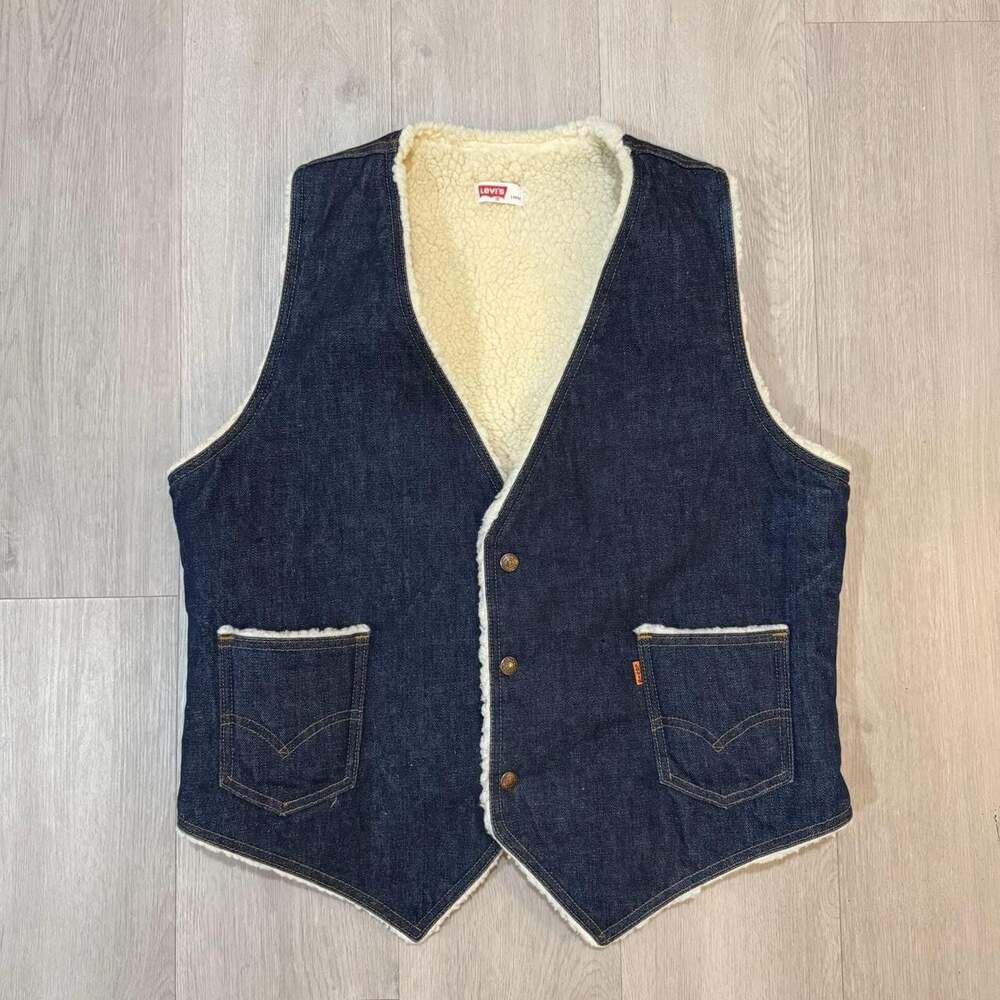 Vintage Levi's Orange Tab Sherpa Lined Denim Vest,‎ Size Large